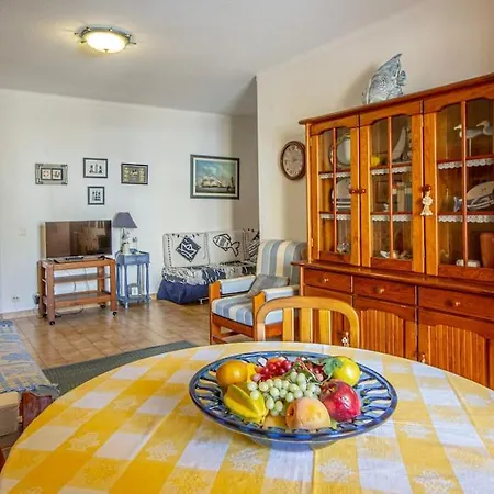 Cozy Apartment Near The Beach Portimao Exterior photo